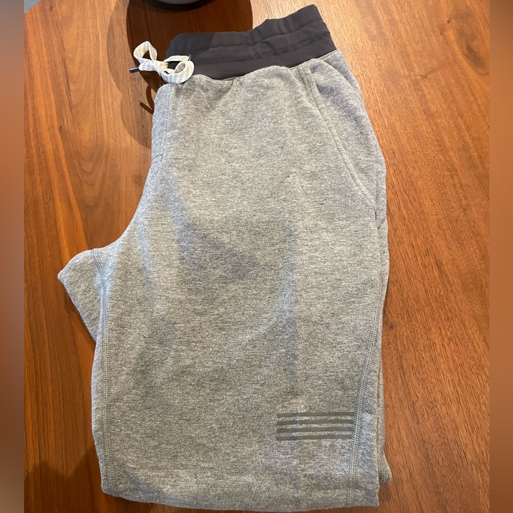 Vuori Laguna Jogger (1.0) - Heather Gray S